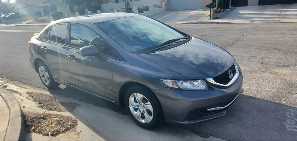2014 Honda Civic 9th Gen - Image 2 of 8