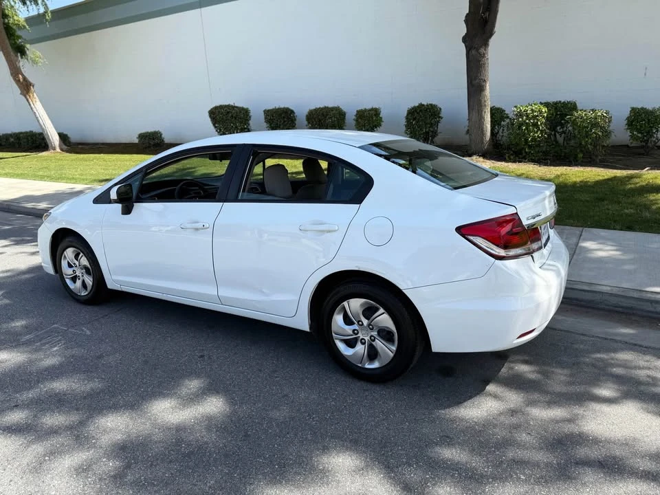 2014 Honda Civic 9th Gen - Image 3 of 20
