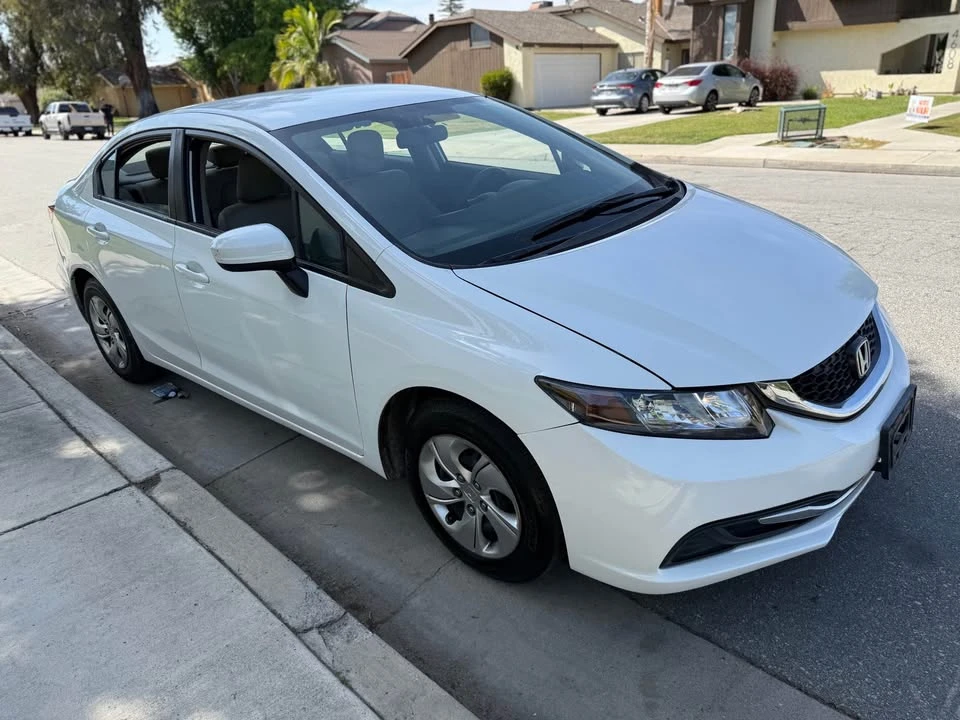 2014 Honda Civic 9th Gen - Image 4 of 20