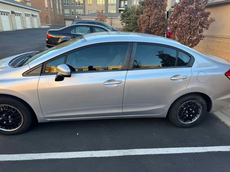 2014 Honda Civic 9th Gen - Image 3 of 14