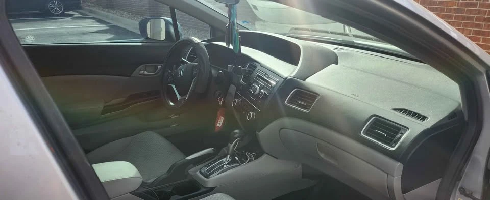 2014 Honda Civic 9th Gen - Image 9 of 14