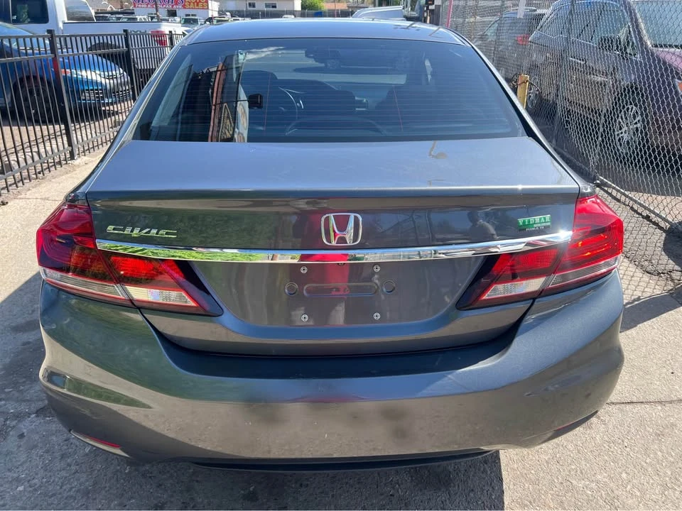 2014 Honda Civic 9th Gen - Image 4 of 19