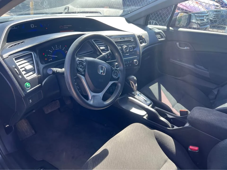 2014 Honda Civic 9th Gen - Image 9 of 19