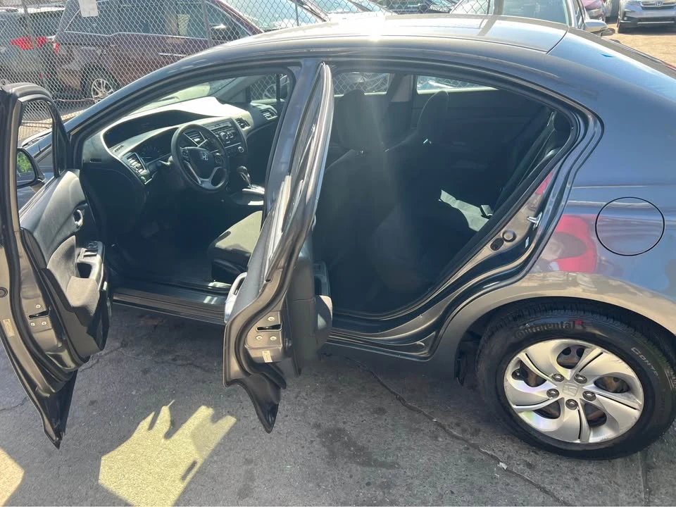 2014 Honda Civic 9th Gen - Image 11 of 19