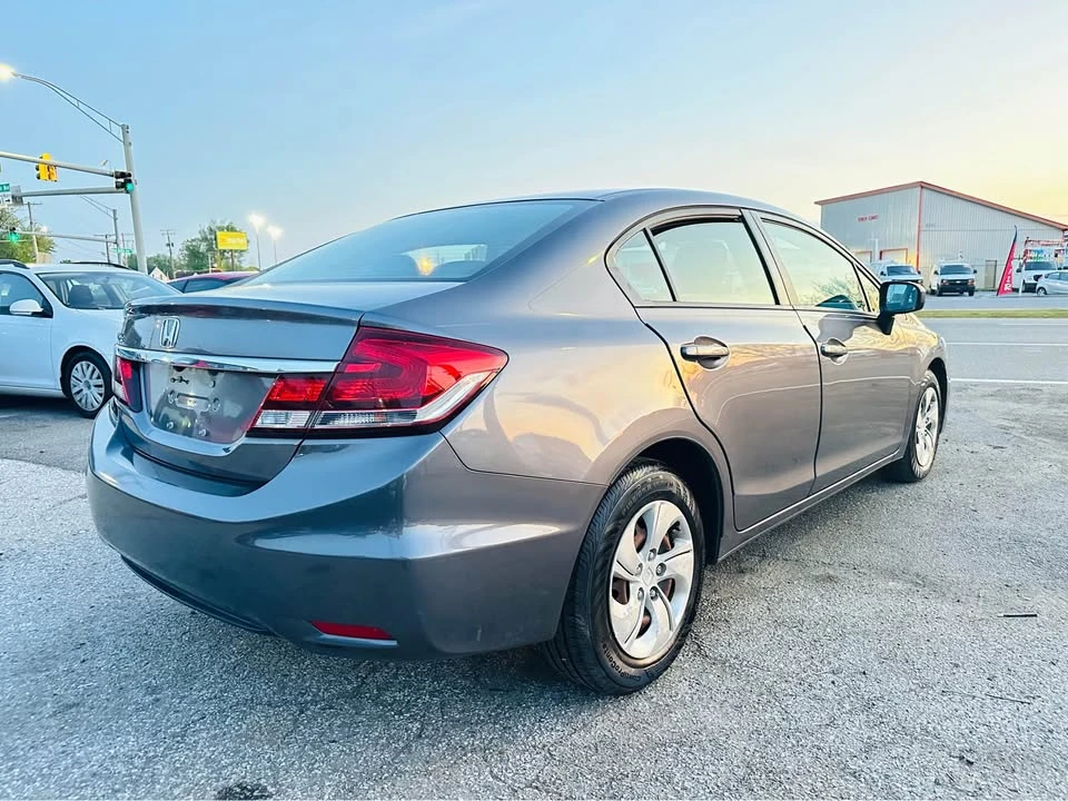 2014 Honda Civic 9th Gen - Image 4 of 12