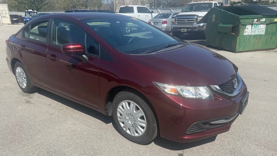 2014 Honda Civic 9th Gen - Image 3 of 12