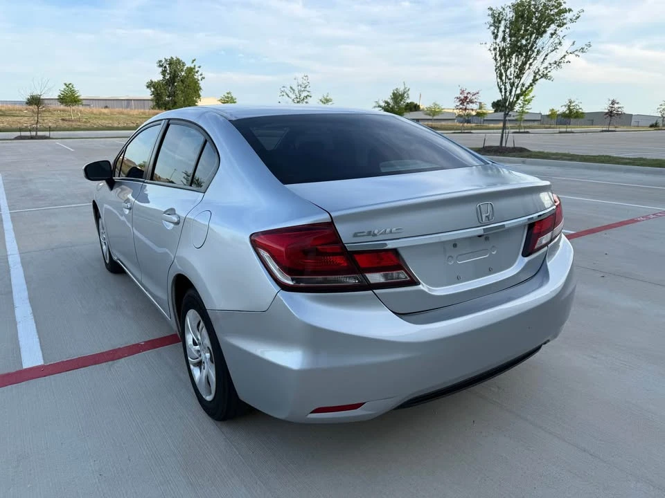 2014 Honda Civic 9th Gen - Image 4 of 20