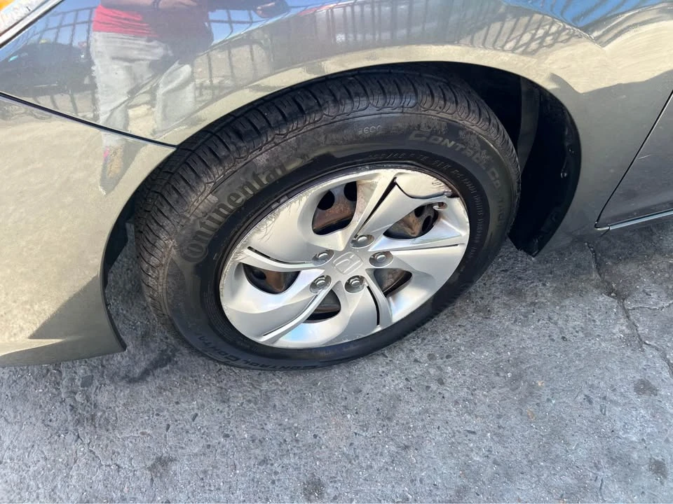 2014 Honda Civic 9th Gen - Image 16 of 19