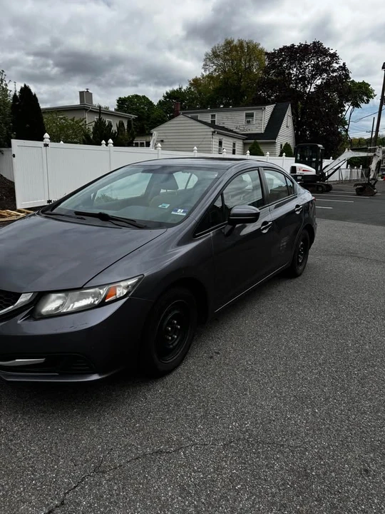 2014 Honda Civic 9th Gen - Image 3 of 17