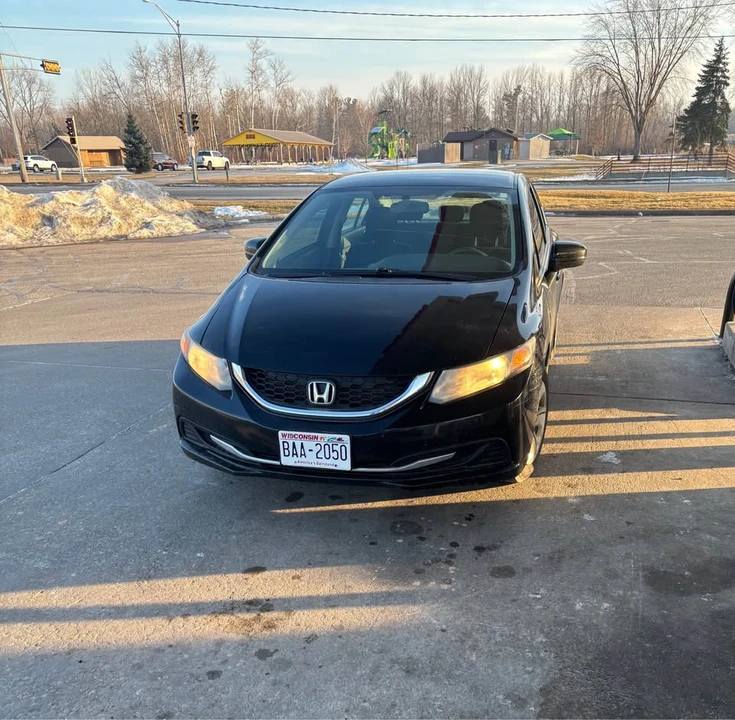 2014 Honda Civic 9th Gen - Image 5 of 5