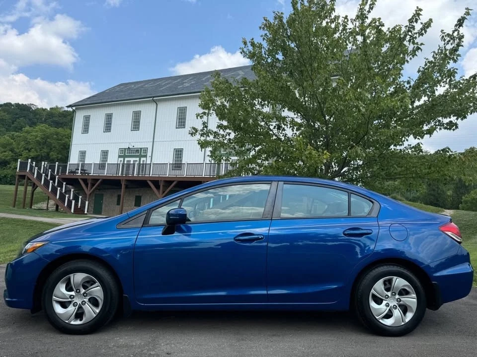 2014 Honda Civic 9th Gen - Image 3 of 19