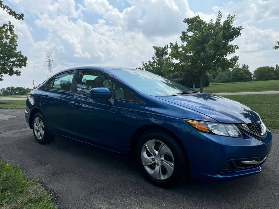 2014 Honda Civic 9th Gen - Image 10 of 19