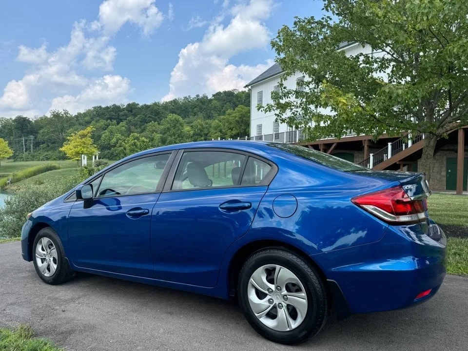 2014 Honda Civic 9th Gen - Image 4 of 19