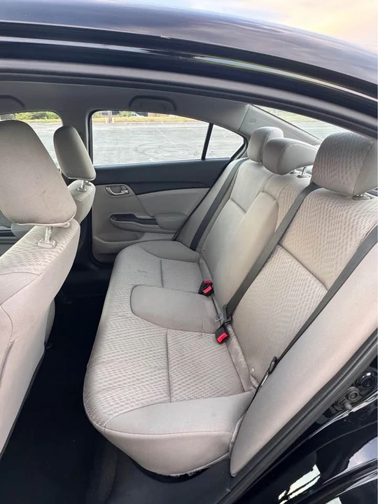 2014 Honda Civic 9th Gen - Image 10 of 14