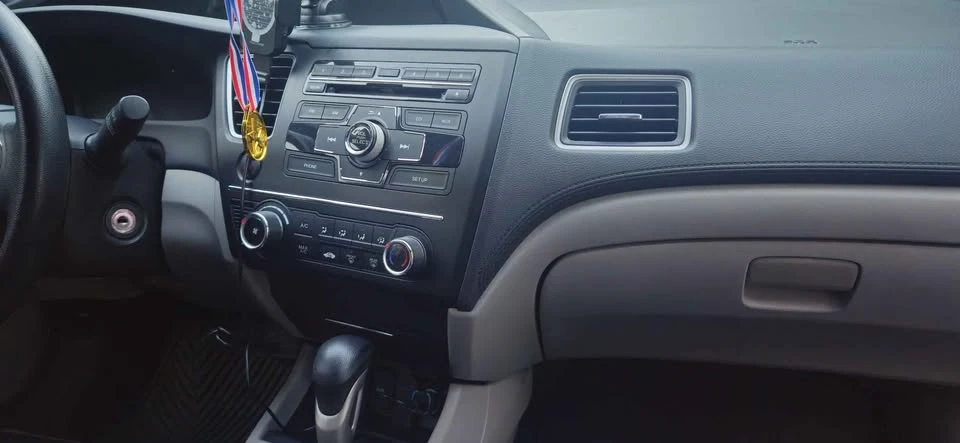 2014 Honda Civic 9th Gen - Image 9 of 10