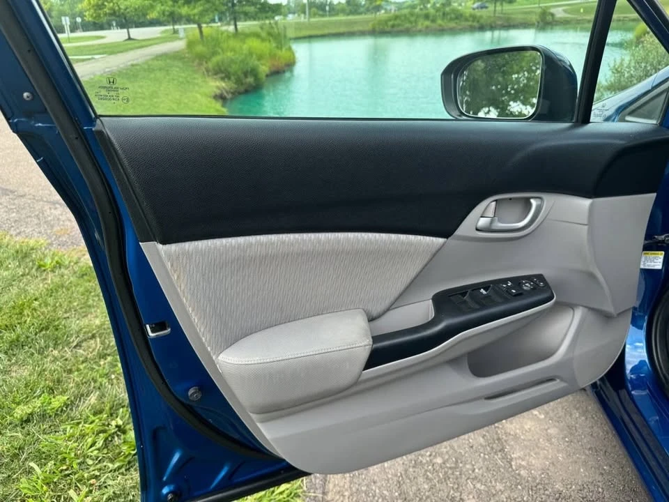 2014 Honda Civic 9th Gen - Image 13 of 19