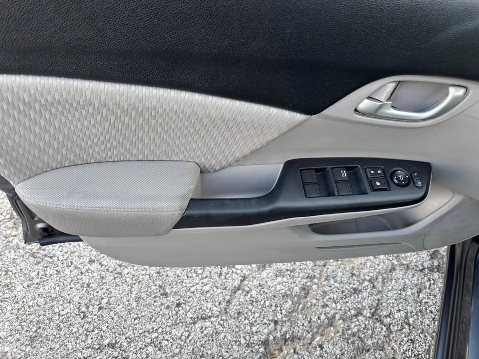 2014 Honda Civic 9th Gen - Image 6 of 18
