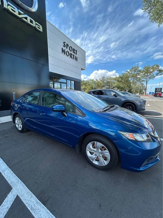 2014 Honda Civic 9th Gen - Image 3 of 12