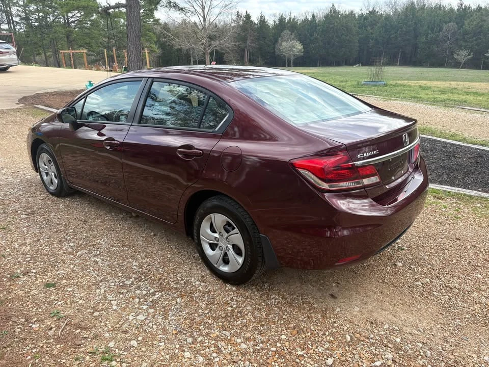 2014 Honda Civic 9th Gen - Image 6 of 15