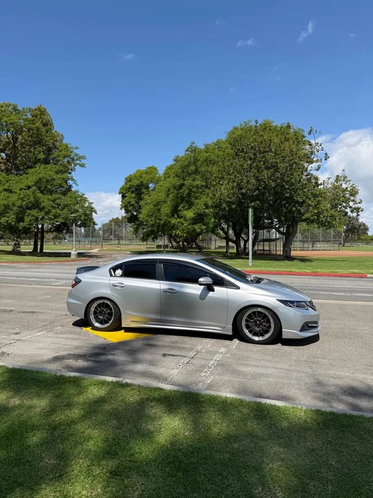 2014 Honda Civic 9th Gen - Image 3 of 20