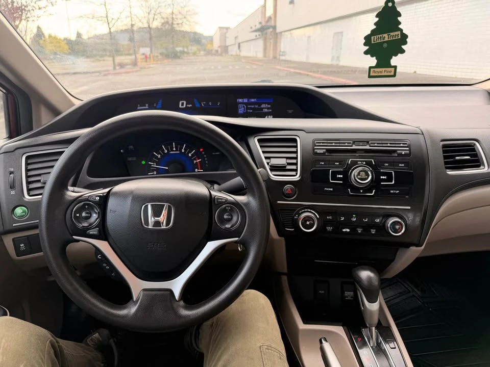 2014 Honda Civic 9th Gen - Image 8 of 10
