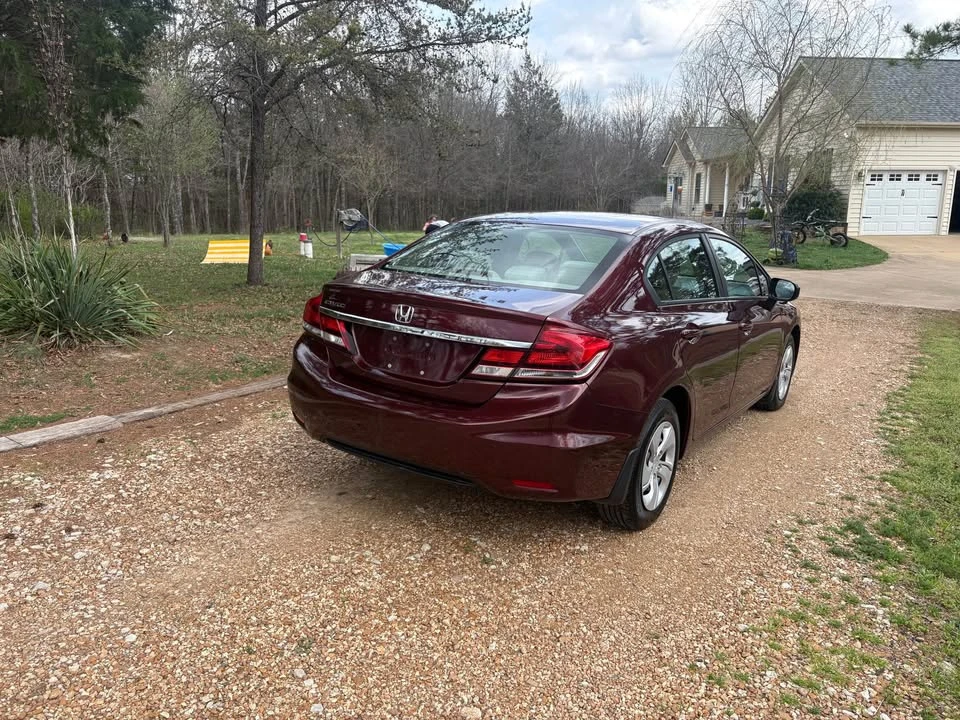 2014 Honda Civic 9th Gen - Image 7 of 15