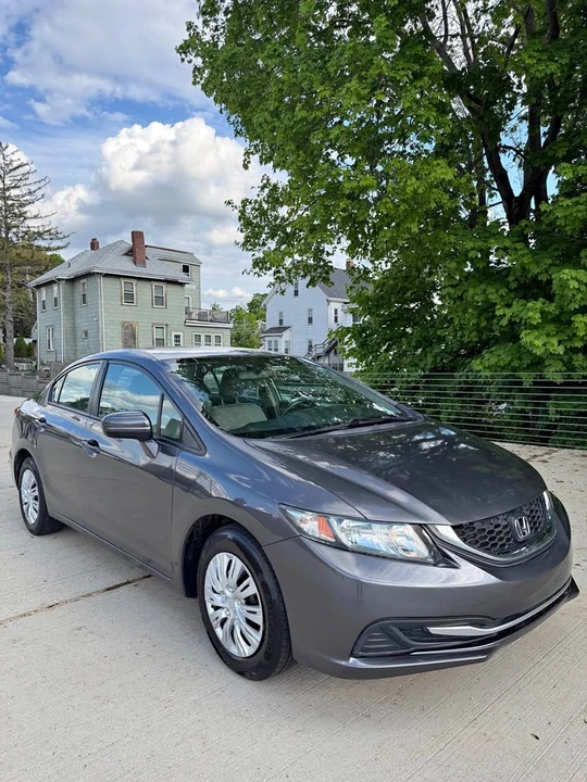 2014 Honda Civic 9th Gen - Image 2 of 18