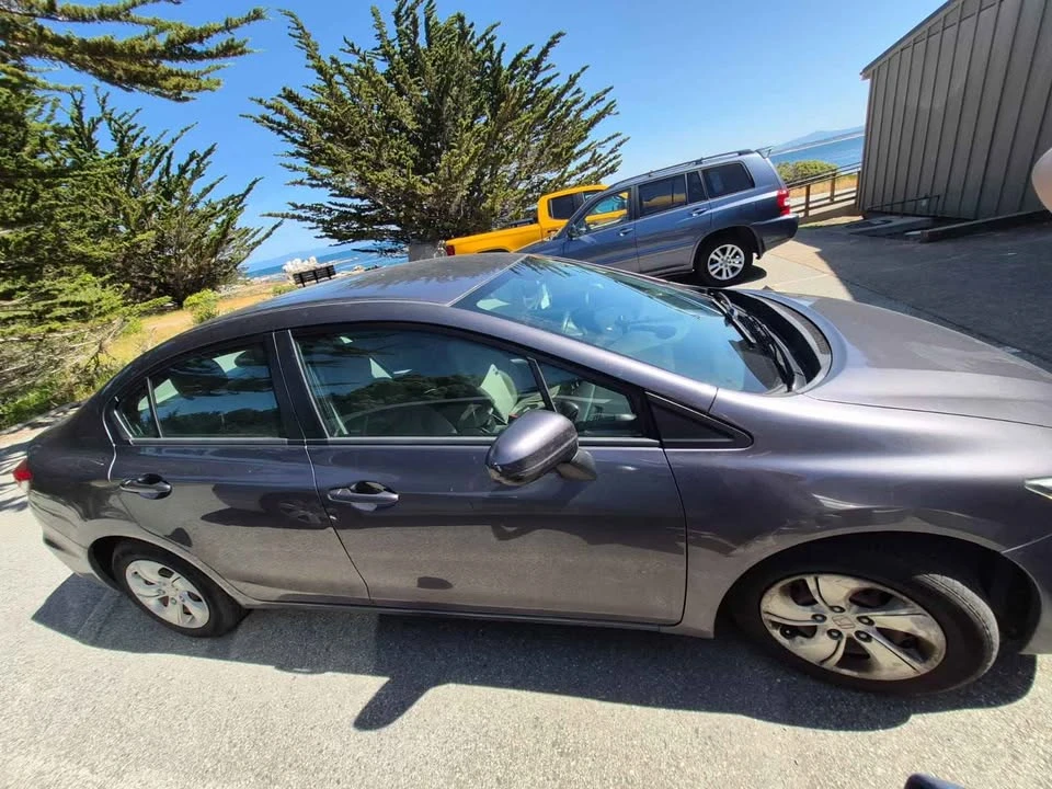 2014 Honda Civic 9th Gen - Image 2 of 4