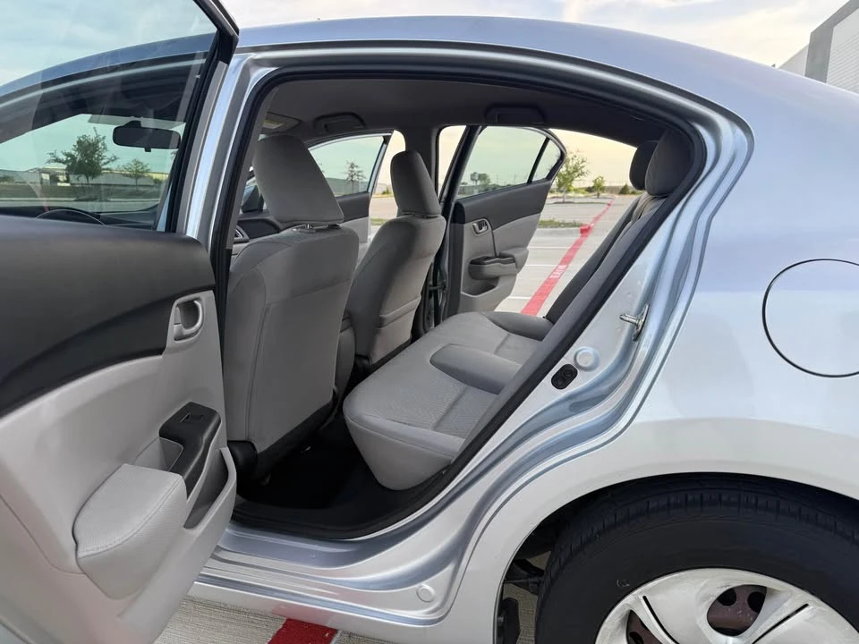 2014 Honda Civic 9th Gen - Image 13 of 20
