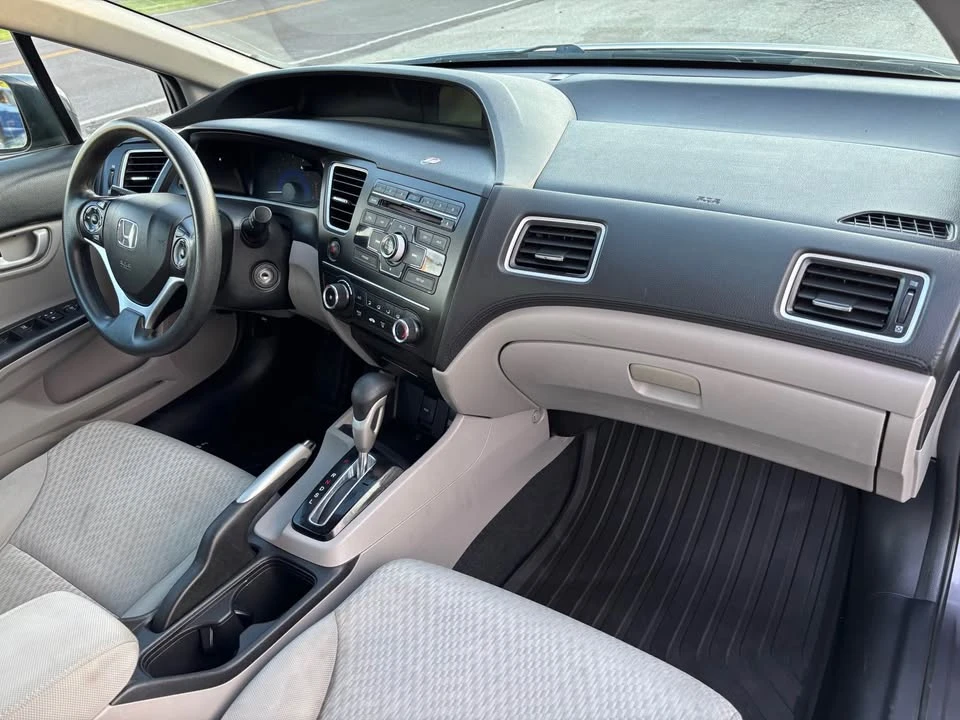 2014 Honda Civic 9th Gen - Image 13 of 18