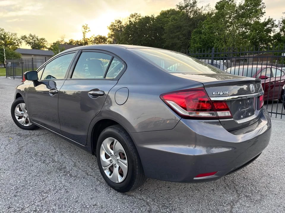2014 Honda Civic 9th Gen - Image 4 of 18