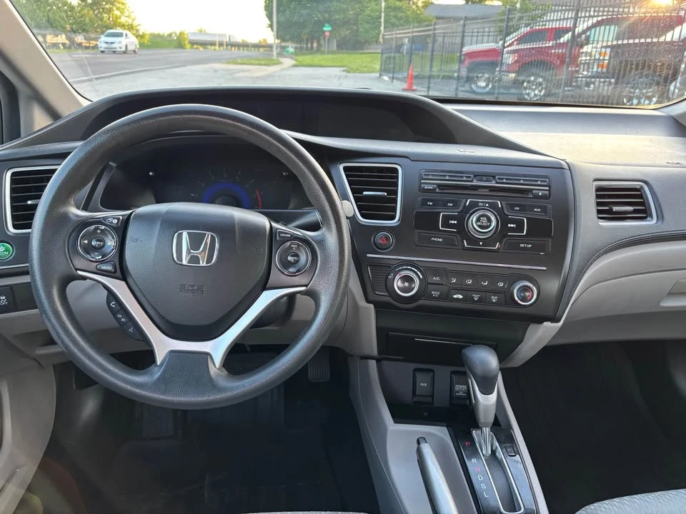 2014 Honda Civic 9th Gen - Image 10 of 18