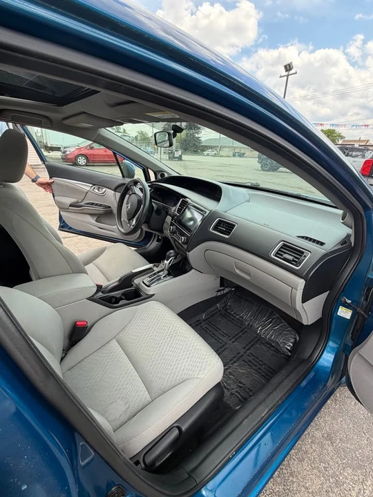 2014 Honda Civic 9th Gen - Image 4 of 12