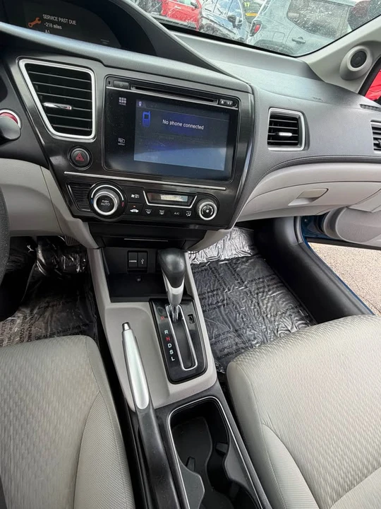 2014 Honda Civic 9th Gen - Image 9 of 12