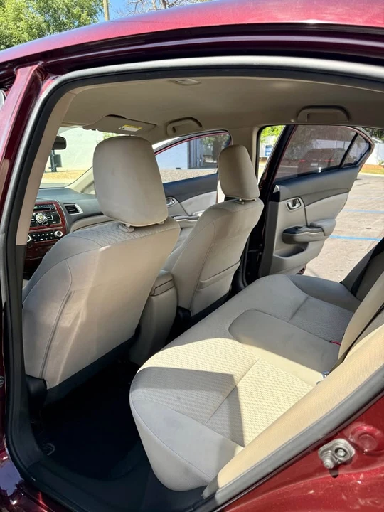 2014 Honda Civic 9th Gen - Image 11 of 20