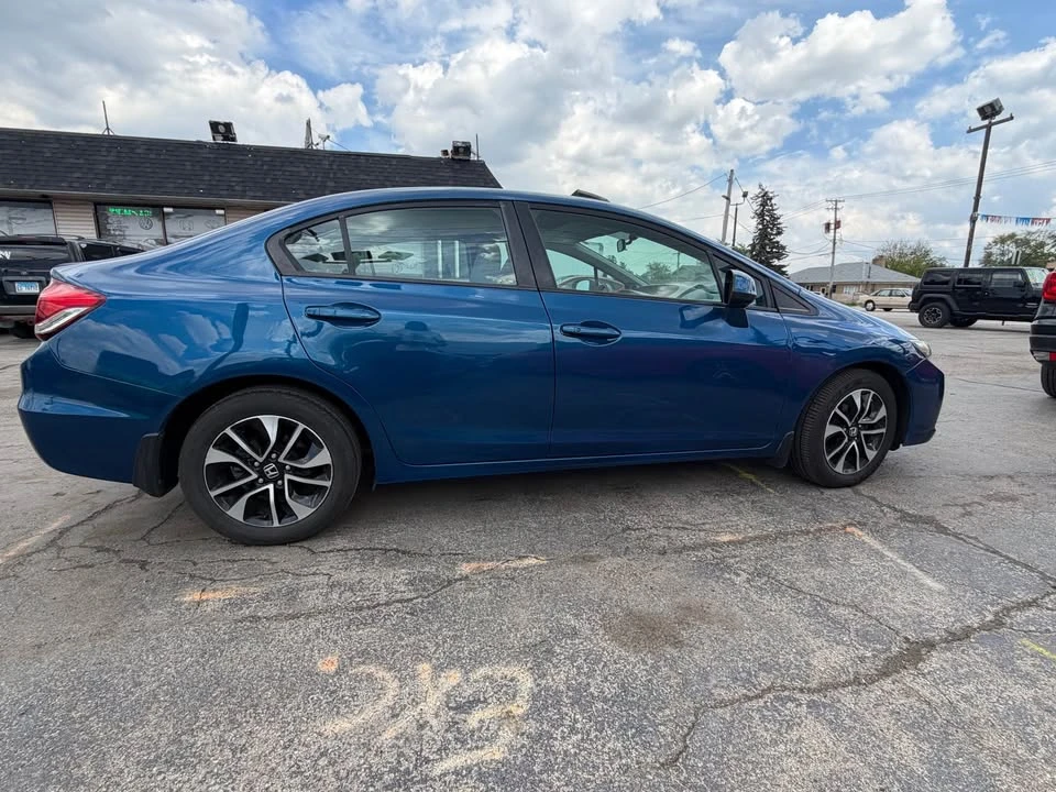 2014 Honda Civic 9th Gen - Image 2 of 12
