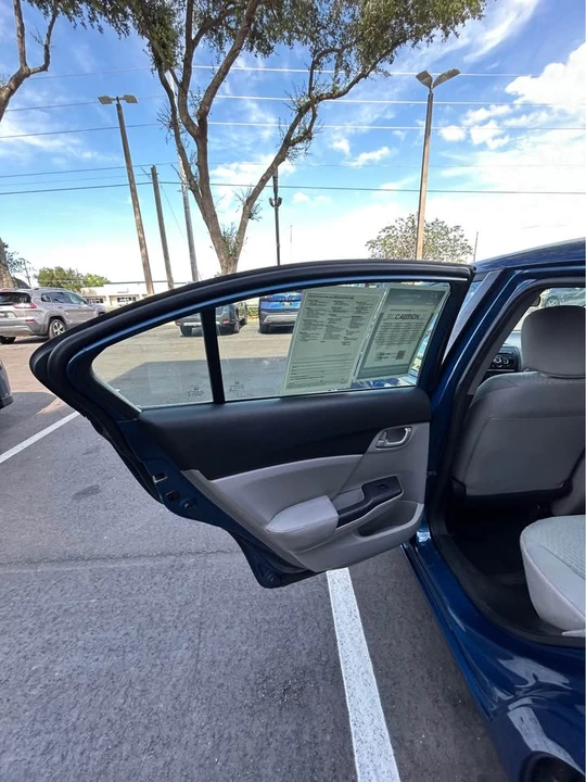 2014 Honda Civic 9th Gen - Image 7 of 12