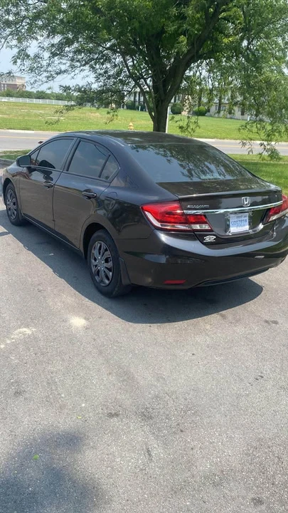 2014 Honda Civic 9th Gen - Image 4 of 15