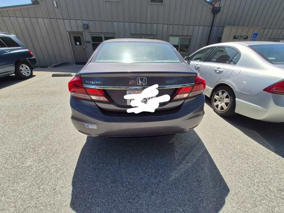 2014 Honda Civic 9th Gen - Image 4 of 4