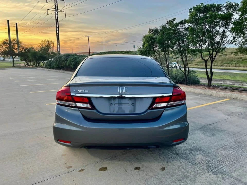 2014 Honda Civic 9th Gen - Image 5 of 12