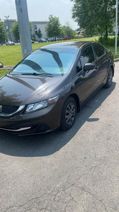 2014 Honda Civic 9th Gen - Image 10 of 15