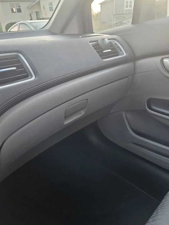 2014 Honda Civic 9th Gen - Image 11 of 14