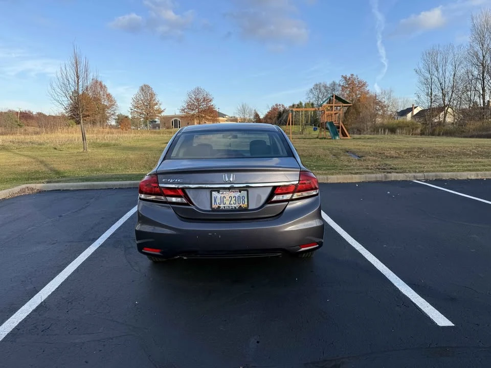 2014 Honda Civic 9th Gen - Image 4 of 9