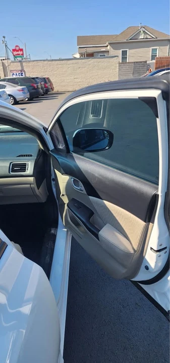 2014 Honda Civic 9th Gen - Image 14 of 17