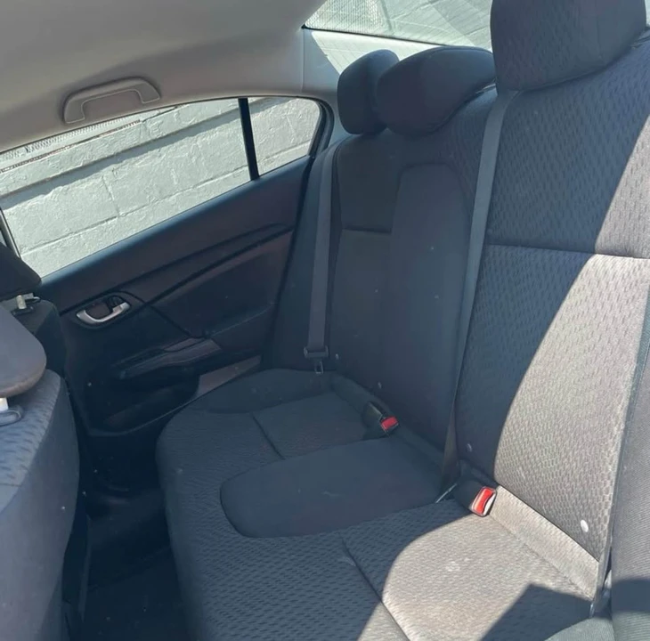 2014 Honda Civic 9th Gen - Image 11 of 17