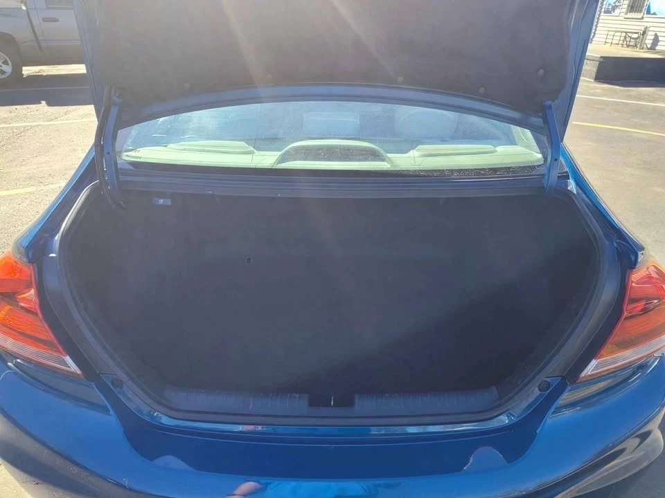 2014 Honda Civic 9th Gen - Image 14 of 15