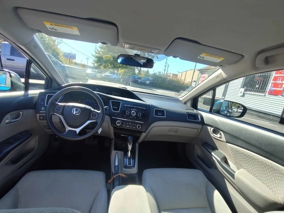2014 Honda Civic 9th Gen - Image 9 of 15