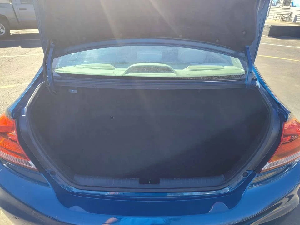 2014 Honda Civic 9th Gen - Image 13 of 15