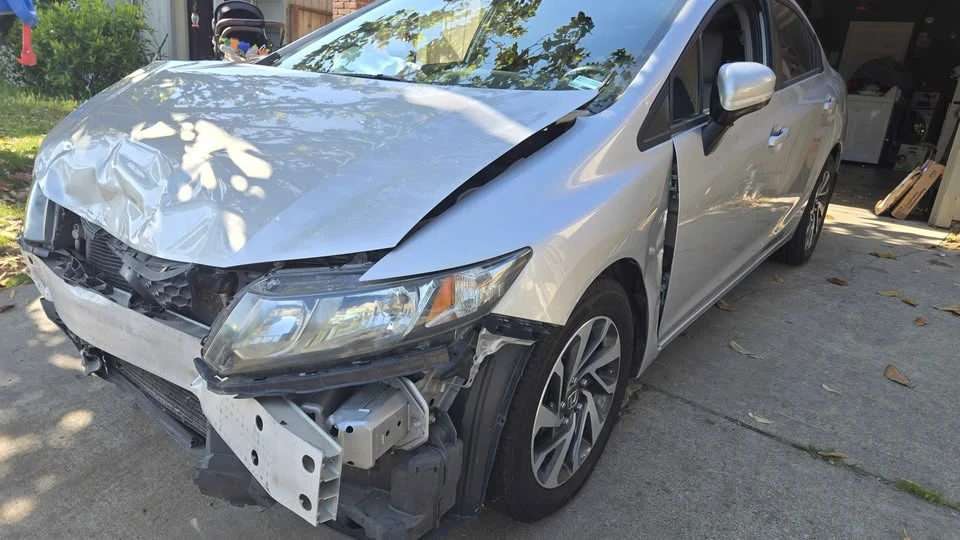 2014 Honda Civic 9th Gen - Image 3 of 19