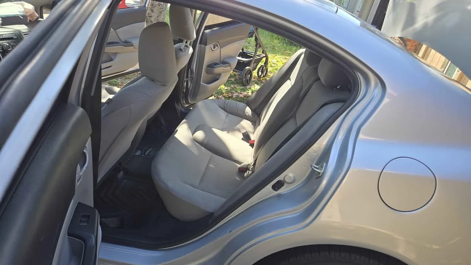 2014 Honda Civic 9th Gen - Image 17 of 19